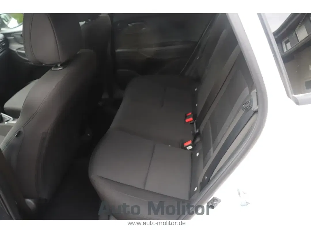 Hyundai i20 - Thumbnail 16