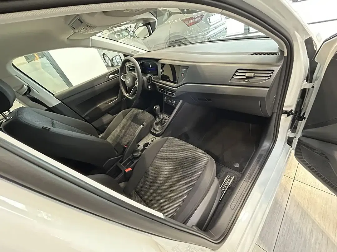 Volkswagen Polo - Thumbnail 12