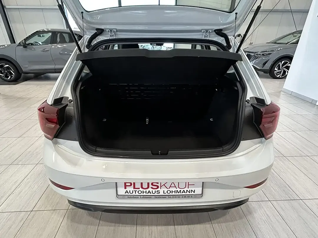 Volkswagen Polo - Thumbnail 13