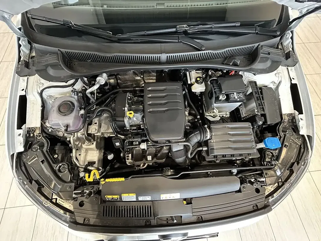 Volkswagen Polo - Thumbnail 14