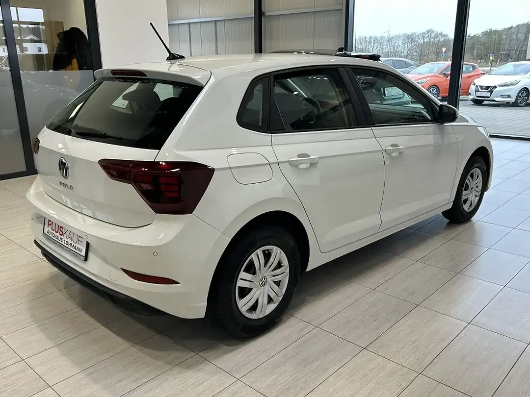 Volkswagen Polo - Thumbnail 3