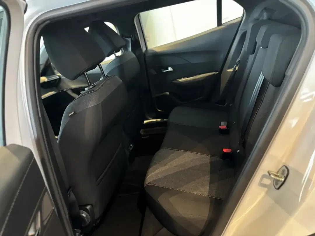 Peugeot 2008 - Thumbnail 14
