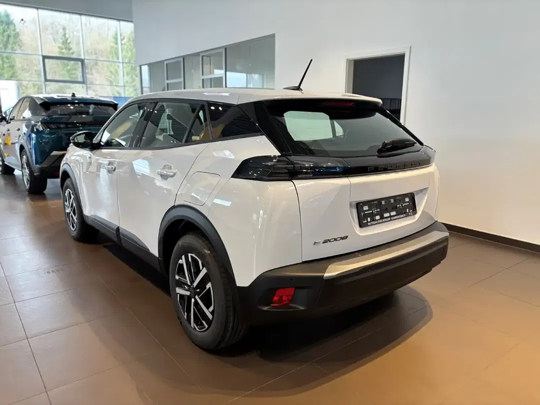 Peugeot 2008 - Thumbnail 5