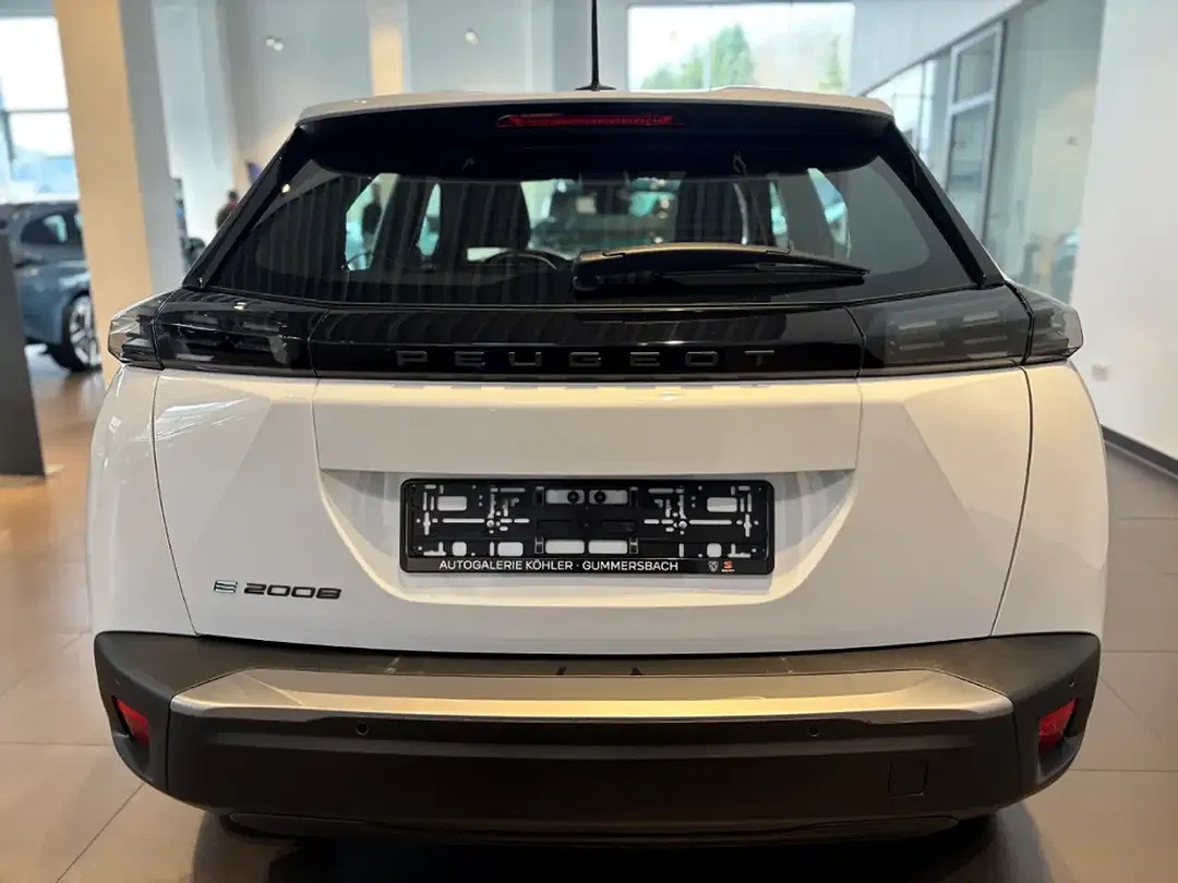 Peugeot 2008 - Thumbnail 6