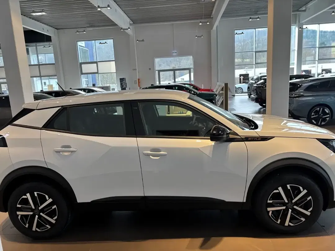 Peugeot 2008 - Thumbnail 7
