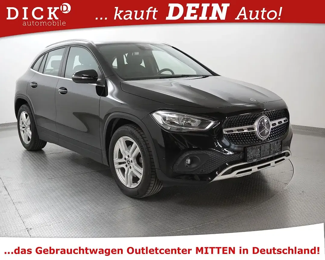 Mercedes-Benz GLA 200 7G-TRONIC Style Sport