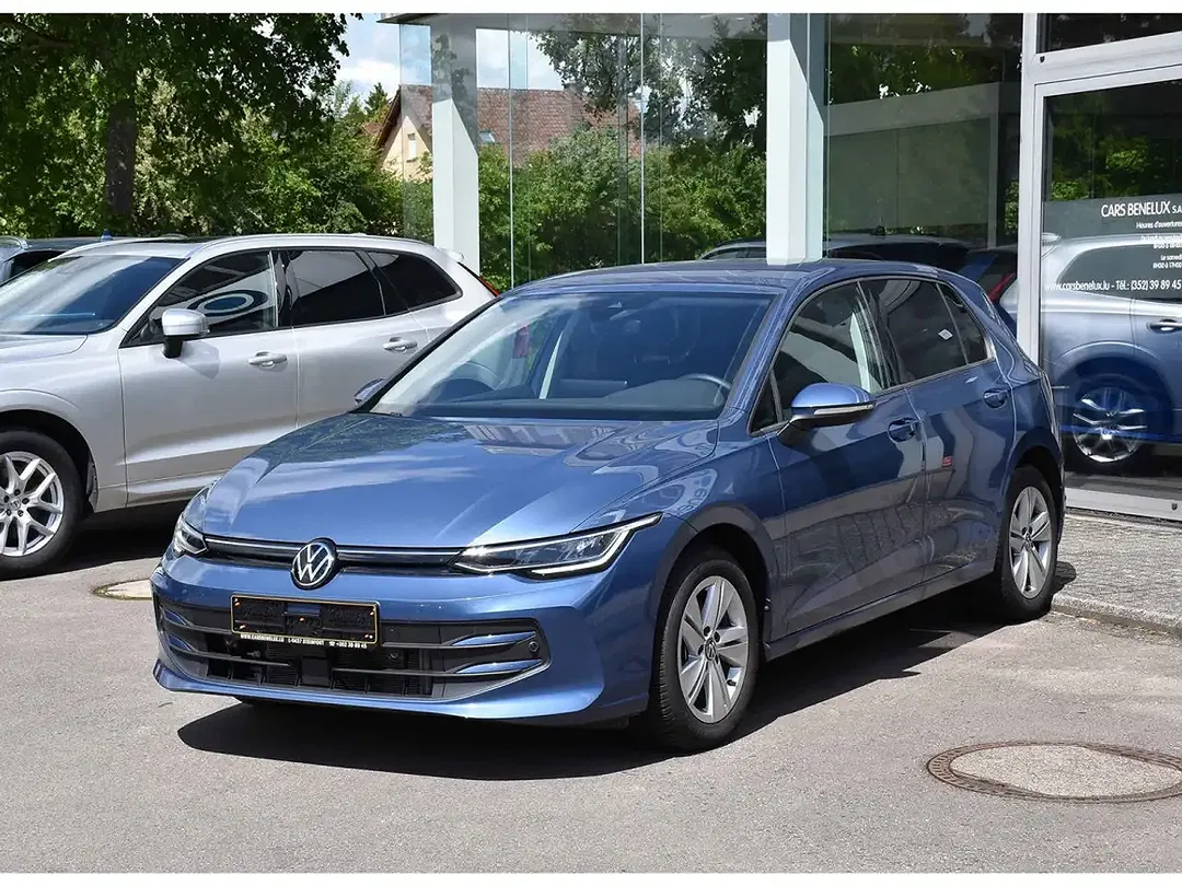 Volkswagen Golf - Thumbnail 2