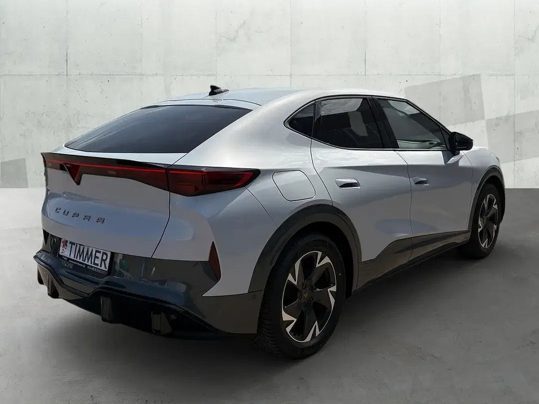 CUPRA Tavascan - Thumbnail 3