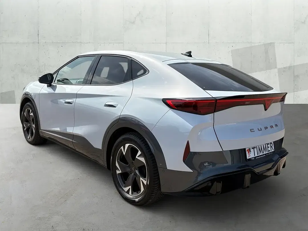 CUPRA Tavascan - Thumbnail 4