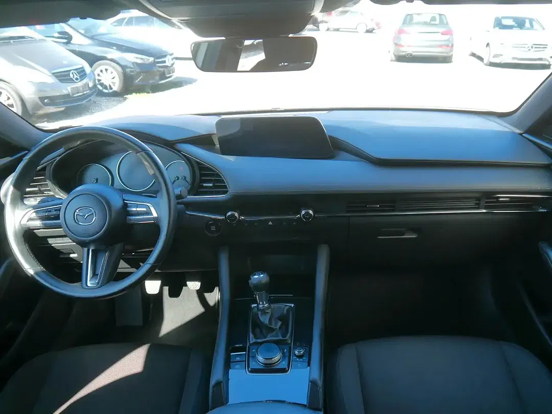 Mazda 3 - Thumbnail 14