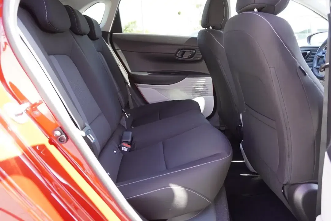 Hyundai i20 - Thumbnail 11