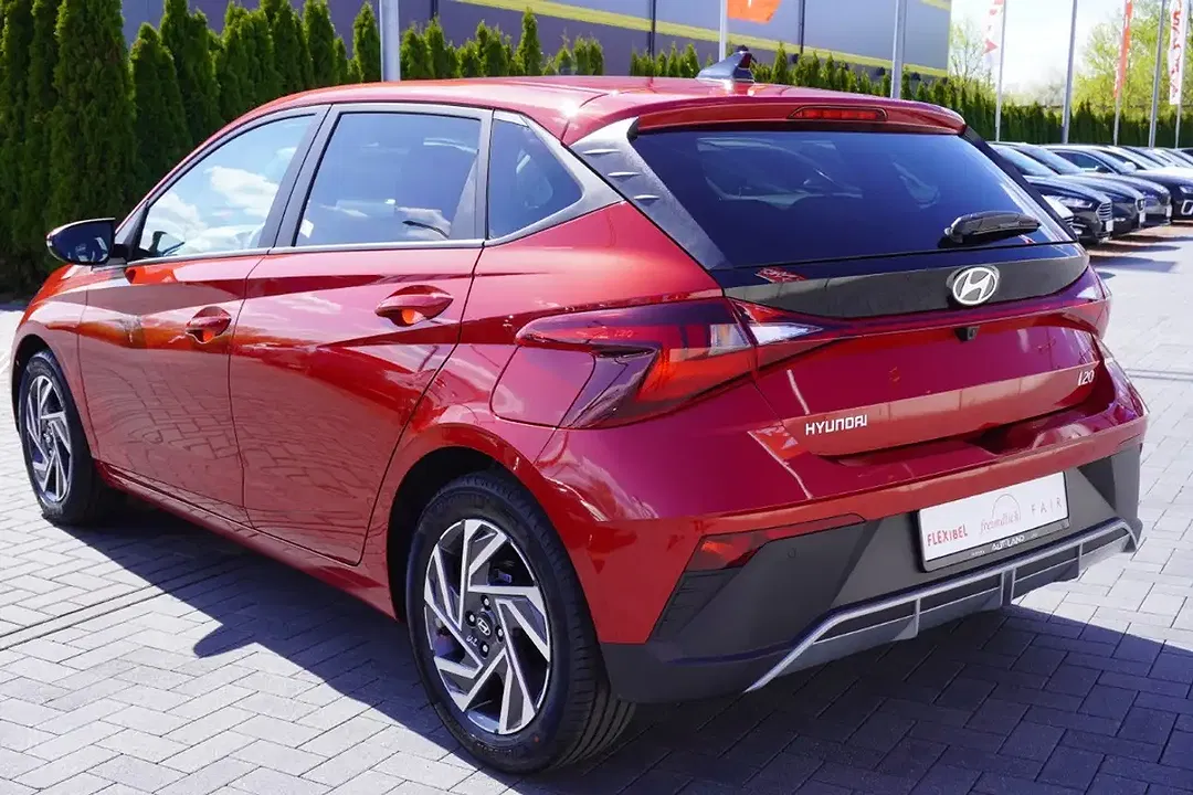 Hyundai i20 - Thumbnail 2
