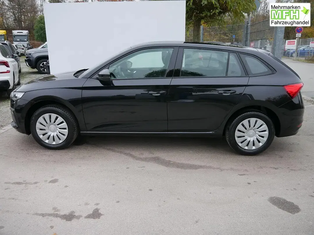 Skoda Scala - Thumbnail 5