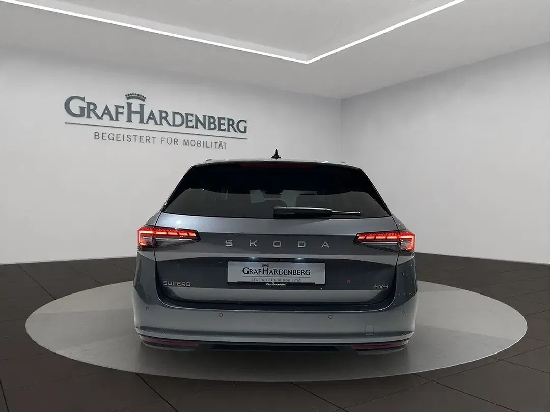 Skoda Superb - Thumbnail 5