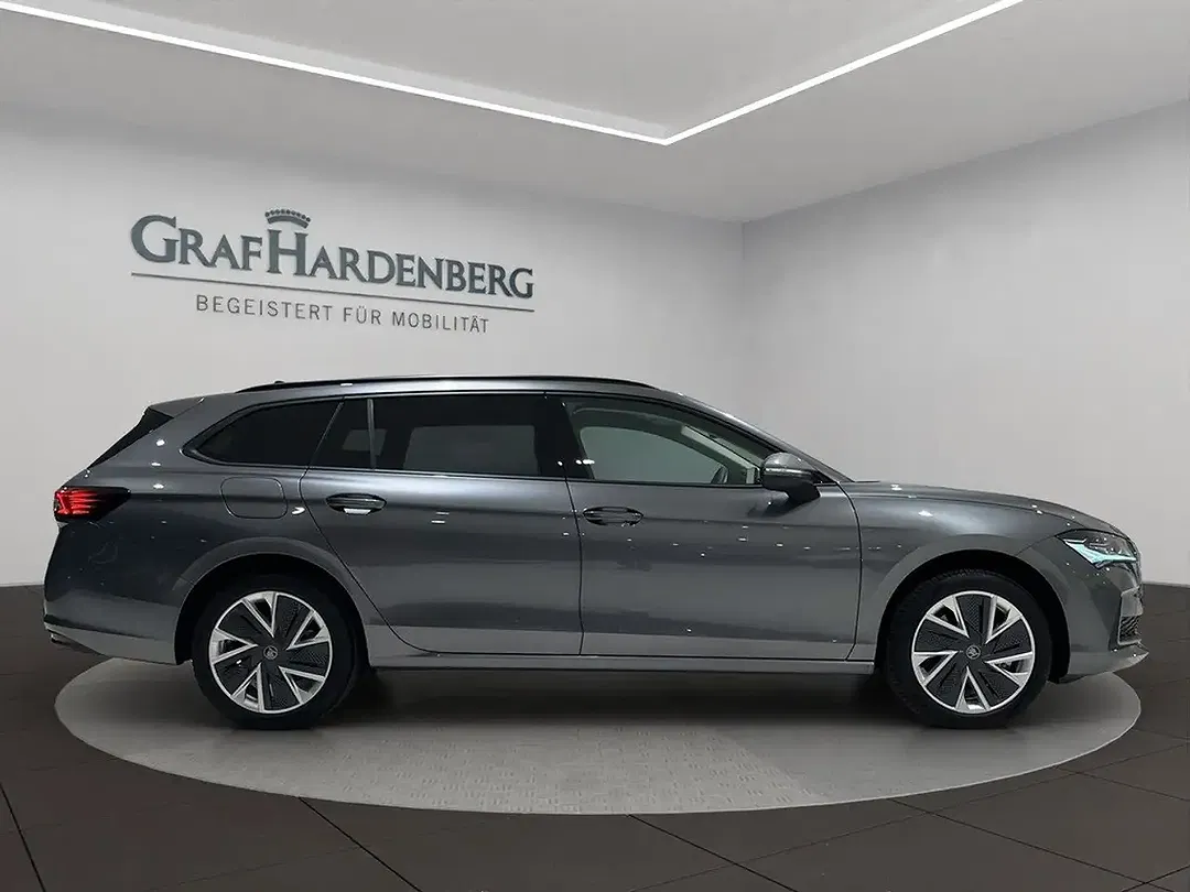 Skoda Superb - Thumbnail 7