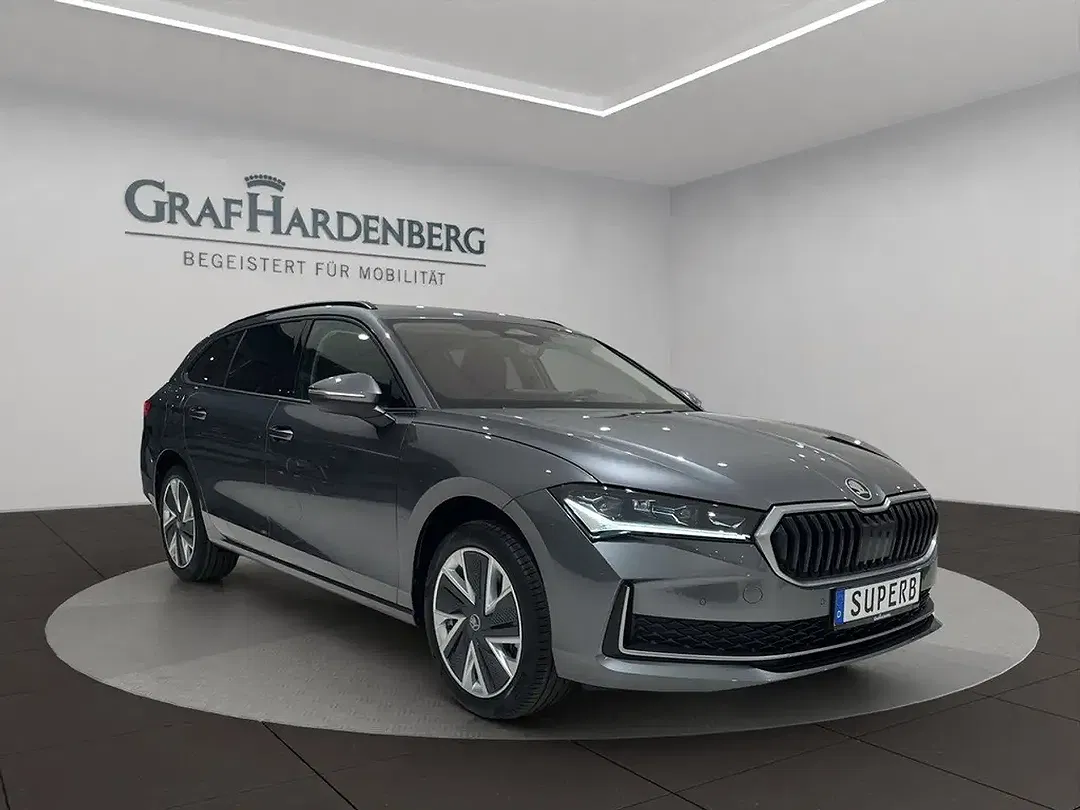 Skoda Superb - Thumbnail 8