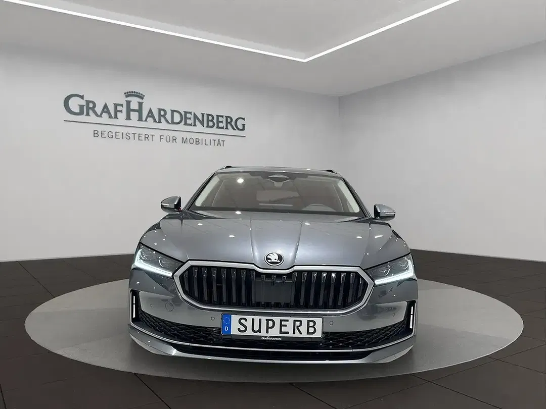Skoda Superb - Thumbnail 9