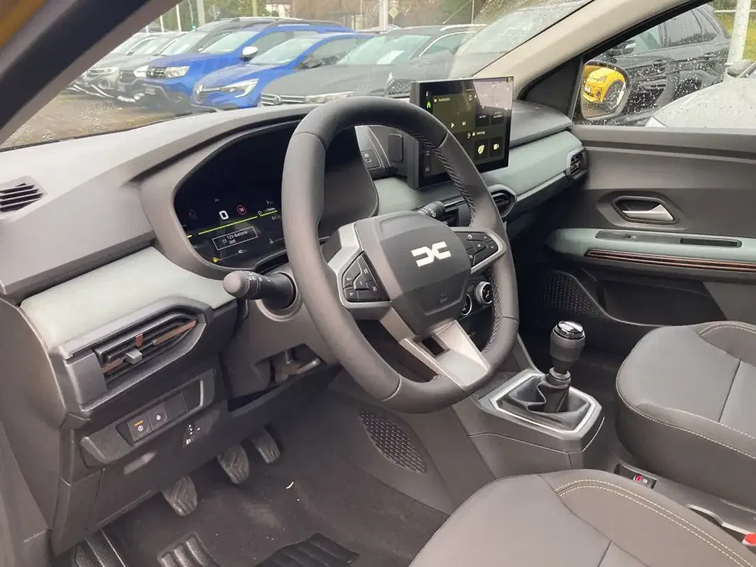 Dacia Sandero - Thumbnail 10