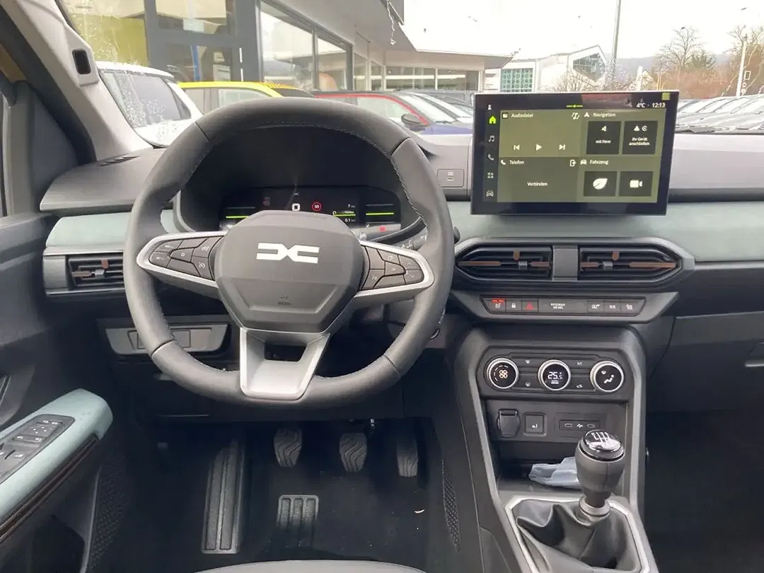 Dacia Sandero - Thumbnail 13