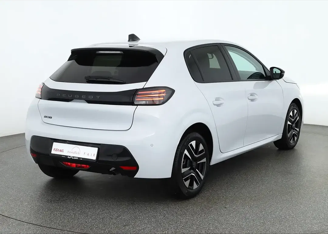 Peugeot 208 - Thumbnail 4