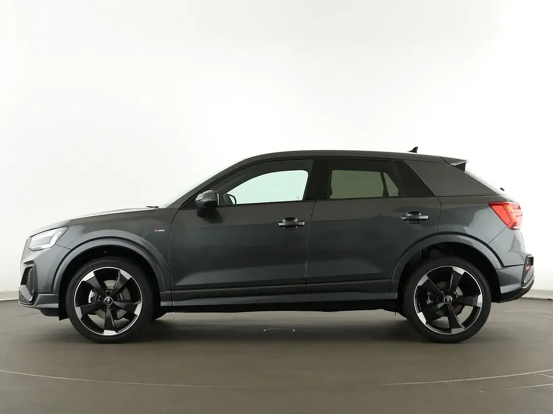 Audi Q2 - Thumbnail 4