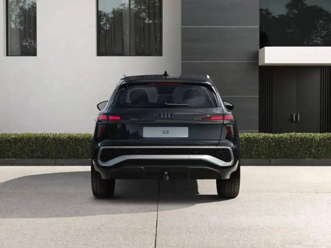 Audi Q3 - Thumbnail 5