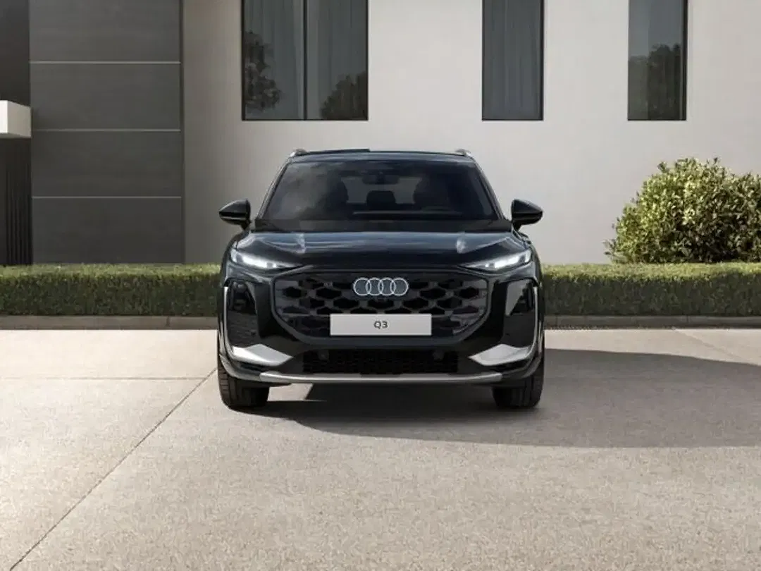 Audi Q3 - Thumbnail 7