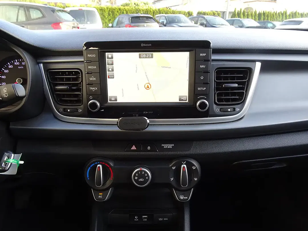Kia Rio - Thumbnail 12
