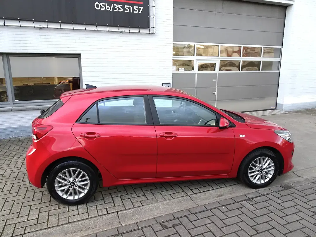 Kia Rio - Thumbnail 5