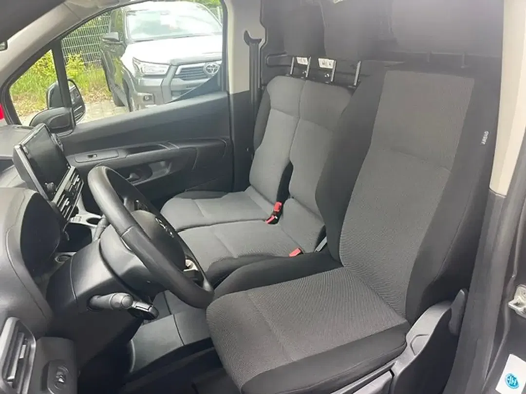 Toyota Proace City - Thumbnail 14