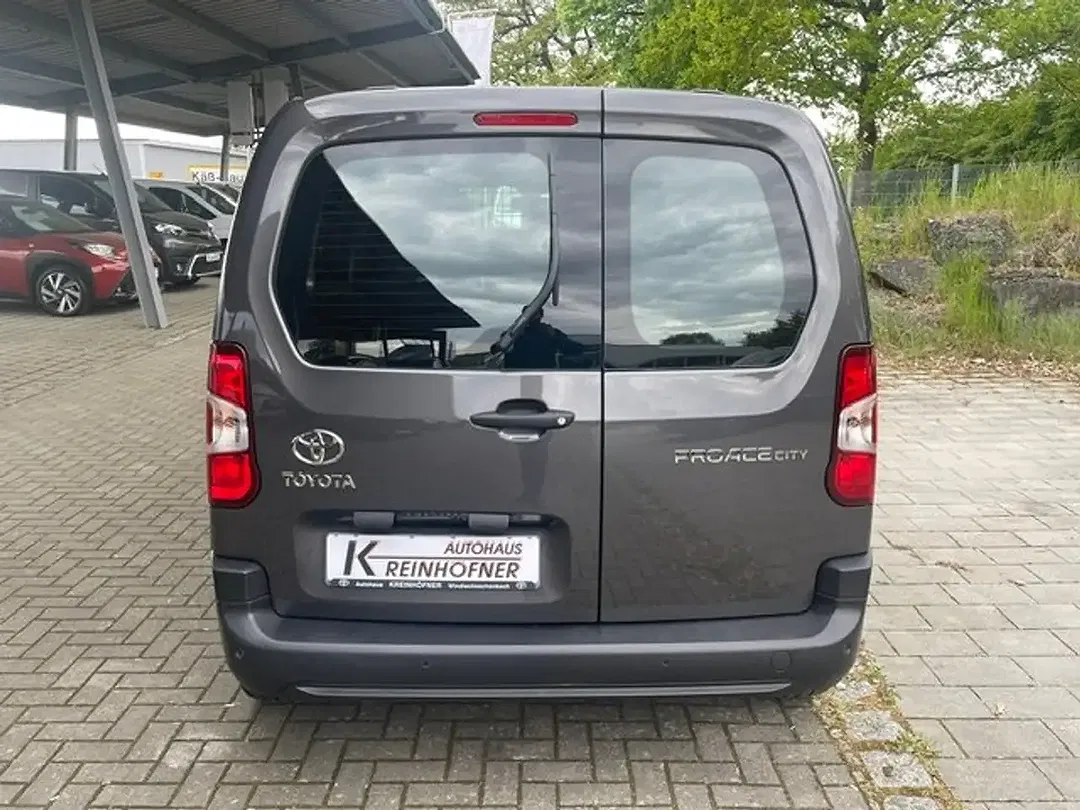Toyota Proace City - Thumbnail 6