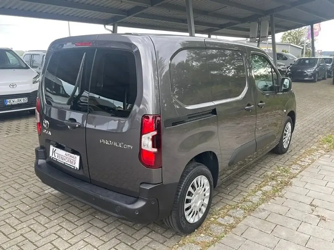 Toyota Proace City - Thumbnail 7