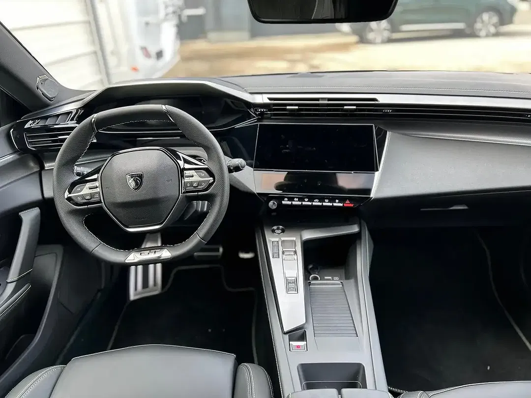 Peugeot 308 - Thumbnail 9