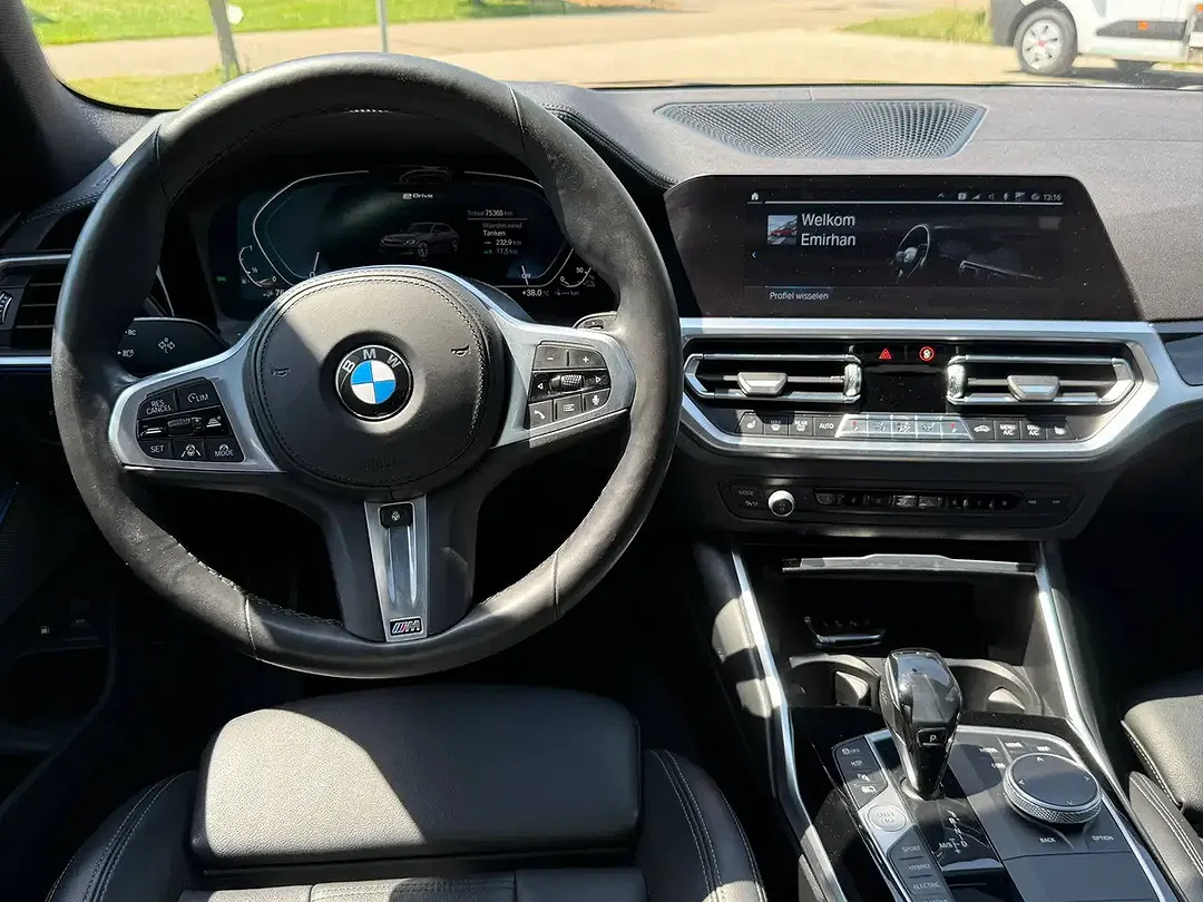 BMW 330 - Thumbnail 10