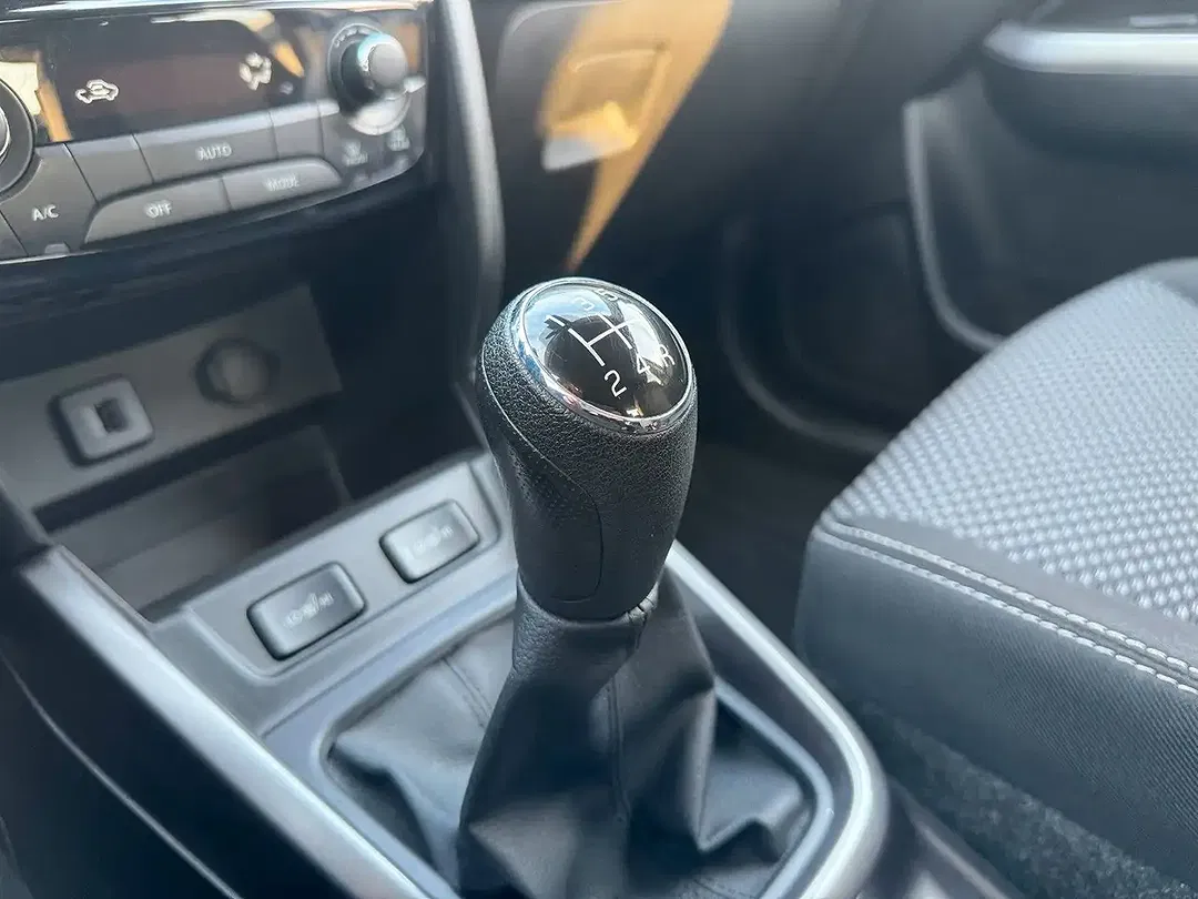 Suzuki Vitara - Thumbnail 13