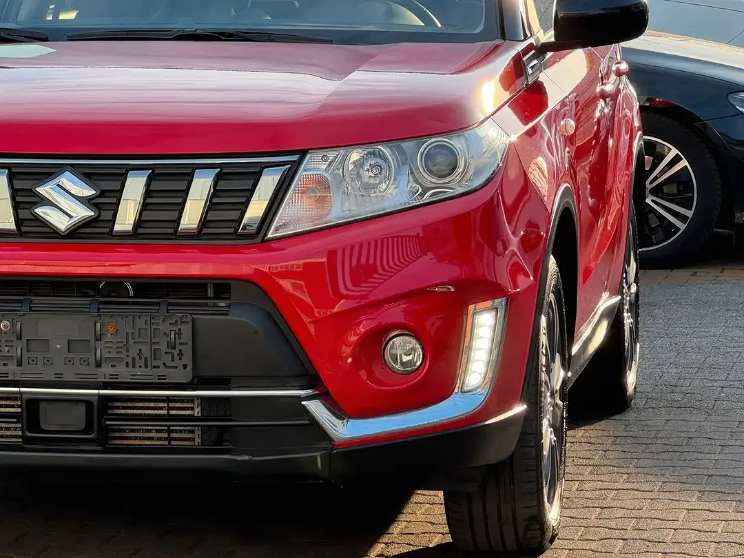 Suzuki Vitara - Thumbnail 6