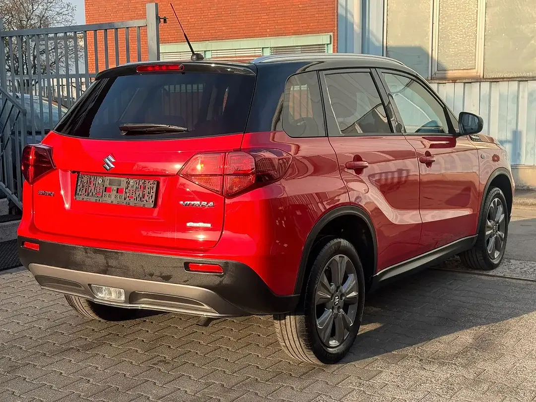 Suzuki Vitara - Thumbnail 9