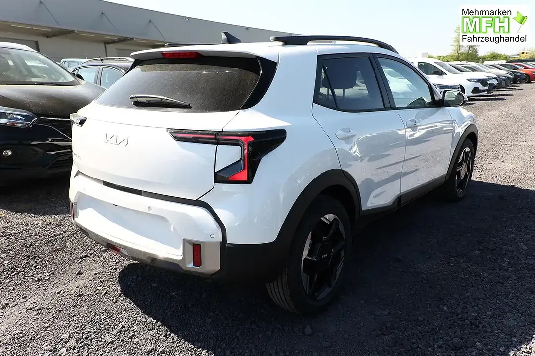 Kia Stonic - Thumbnail 2