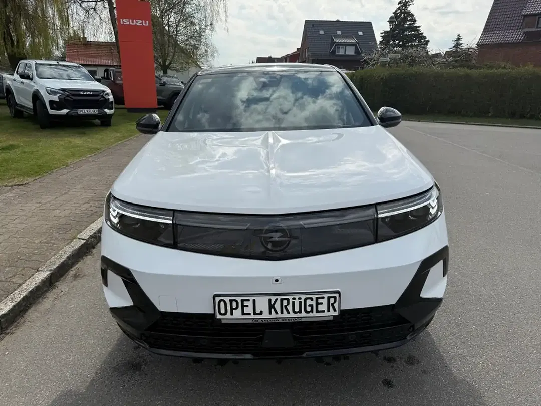 Opel Grandland - Thumbnail 3