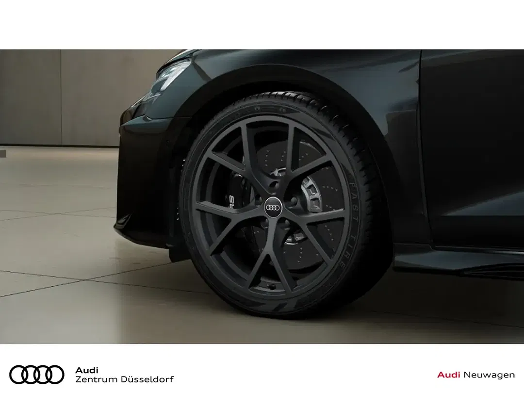 Audi RS3 - Thumbnail 5