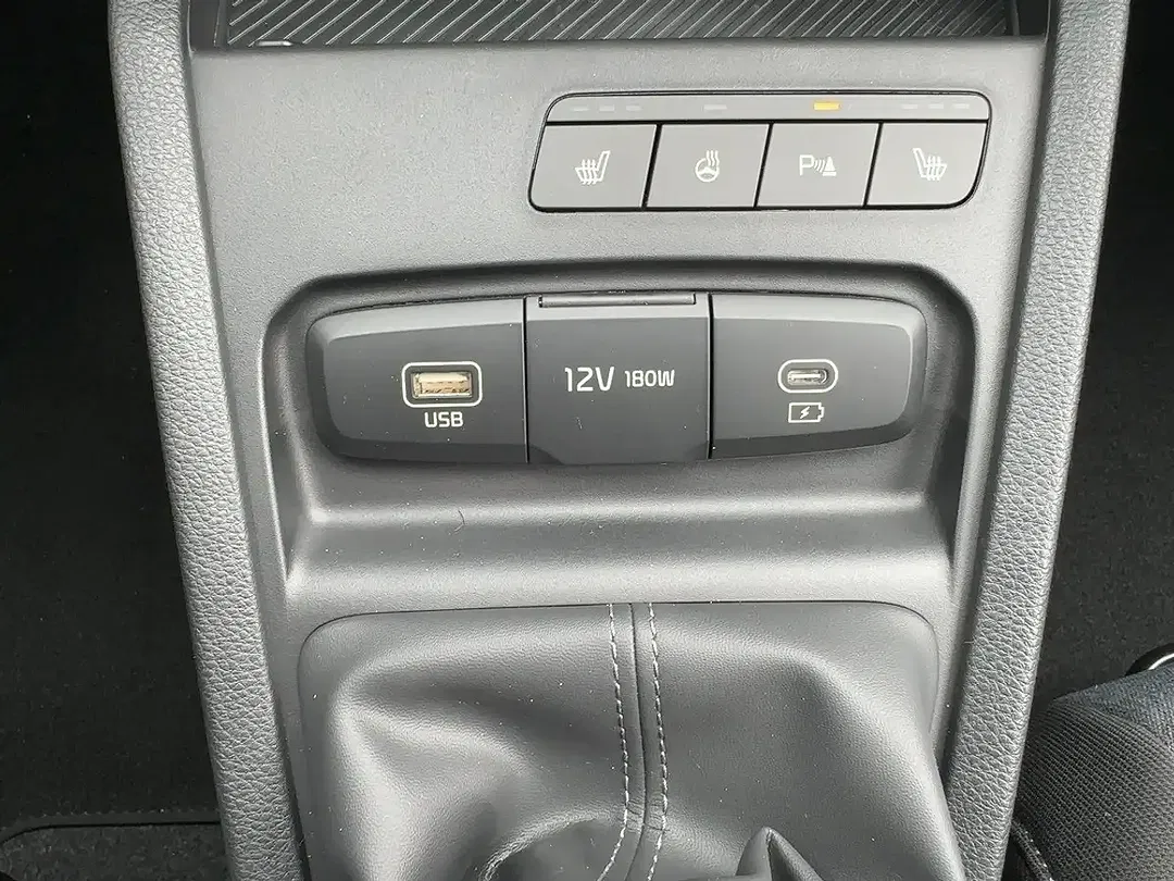 Kia Stonic - Thumbnail 14