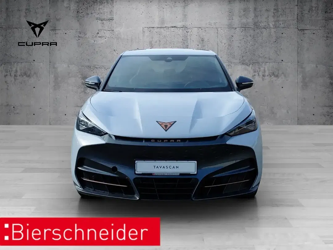 CUPRA Tavascan - Thumbnail 3
