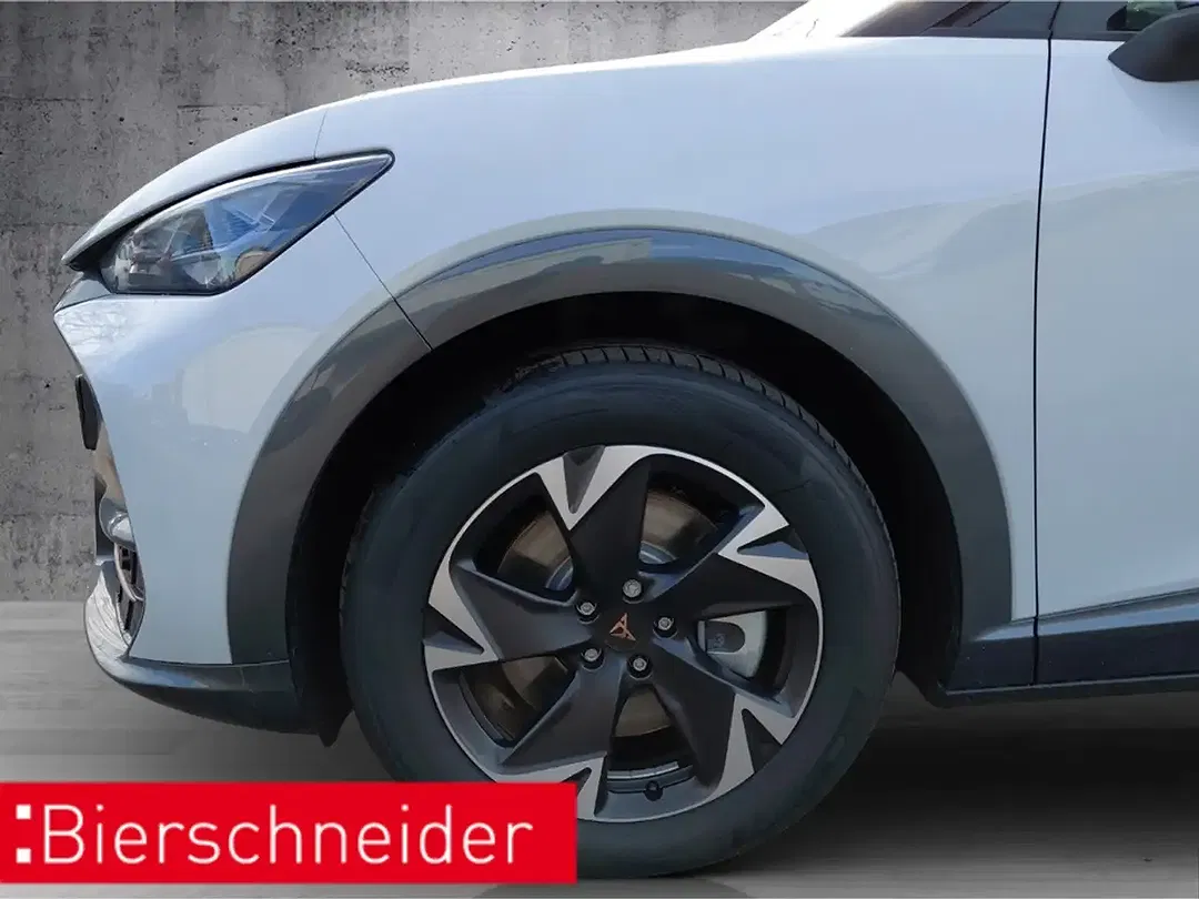 CUPRA Tavascan - Thumbnail 4