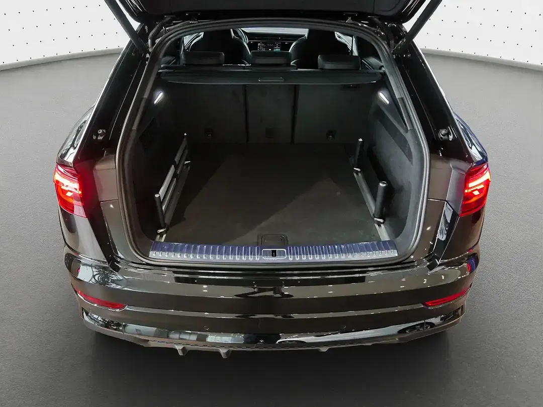 Audi SQ8 - Thumbnail 9