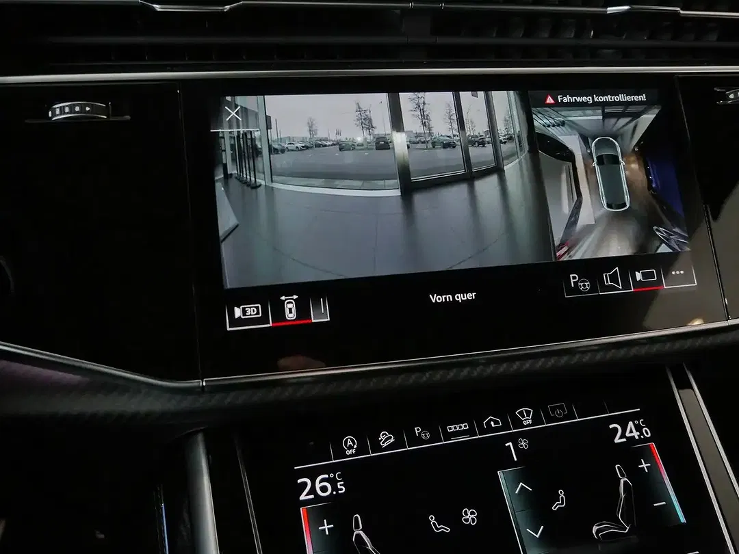 Audi SQ8 - Thumbnail 13