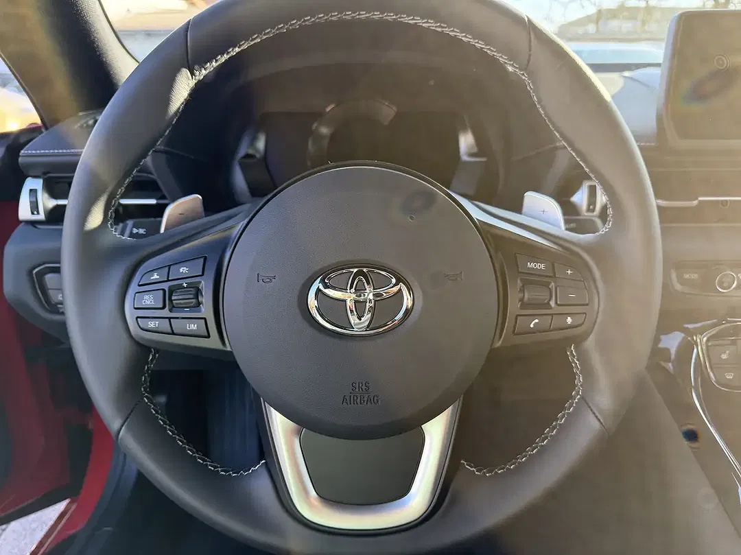 Toyota Supra - Thumbnail 12