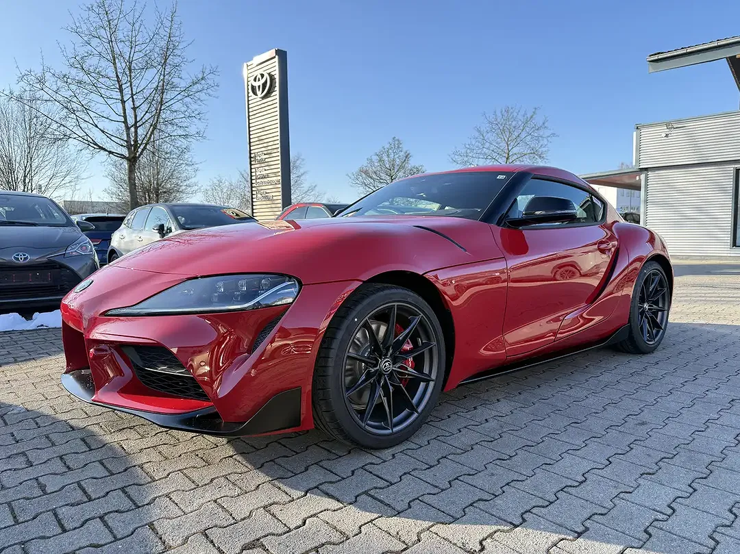 Toyota Supra - Thumbnail 2