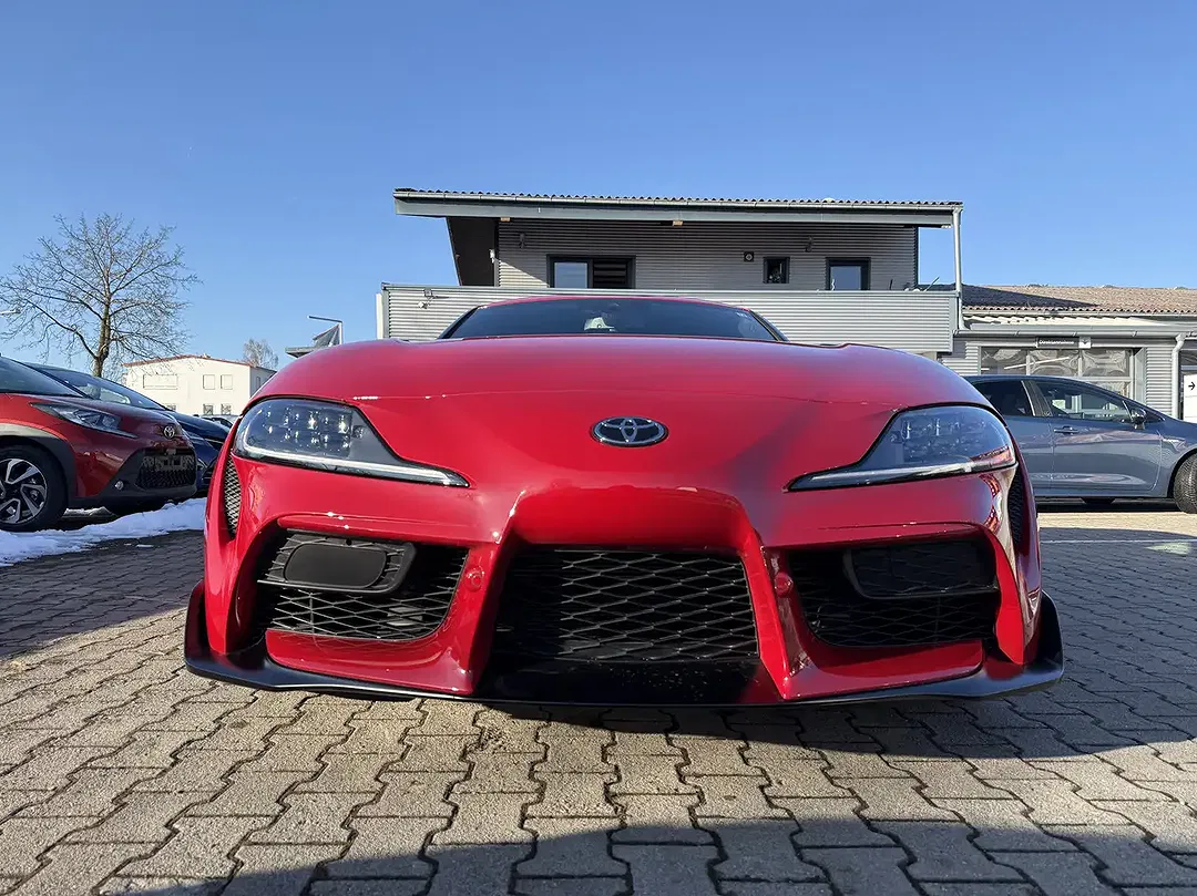 Toyota Supra - Thumbnail 7