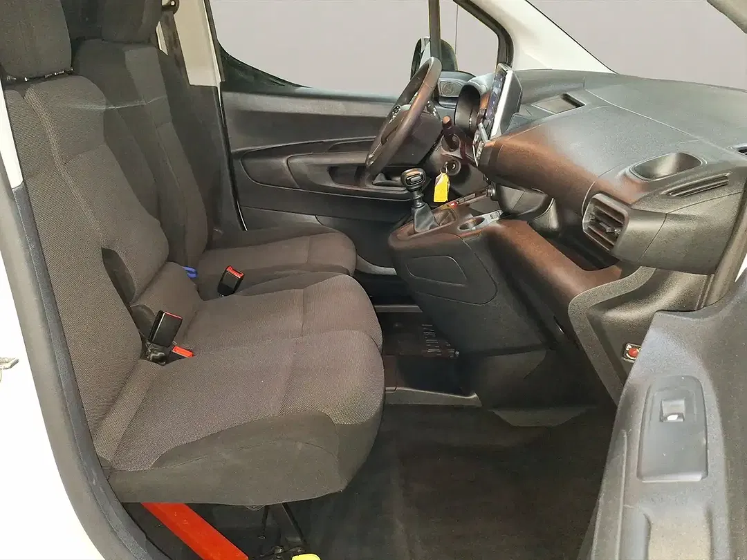 Opel Combo - Thumbnail 14