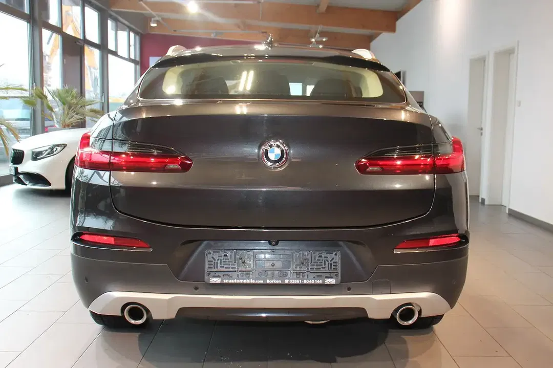 BMW X4 - Thumbnail 5